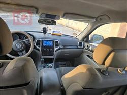 جیپ گراند شیرۆکی